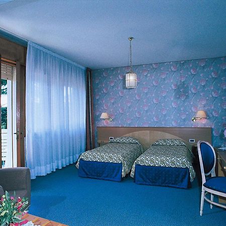 Hotel Grand Torino Abano Terme Esterno foto