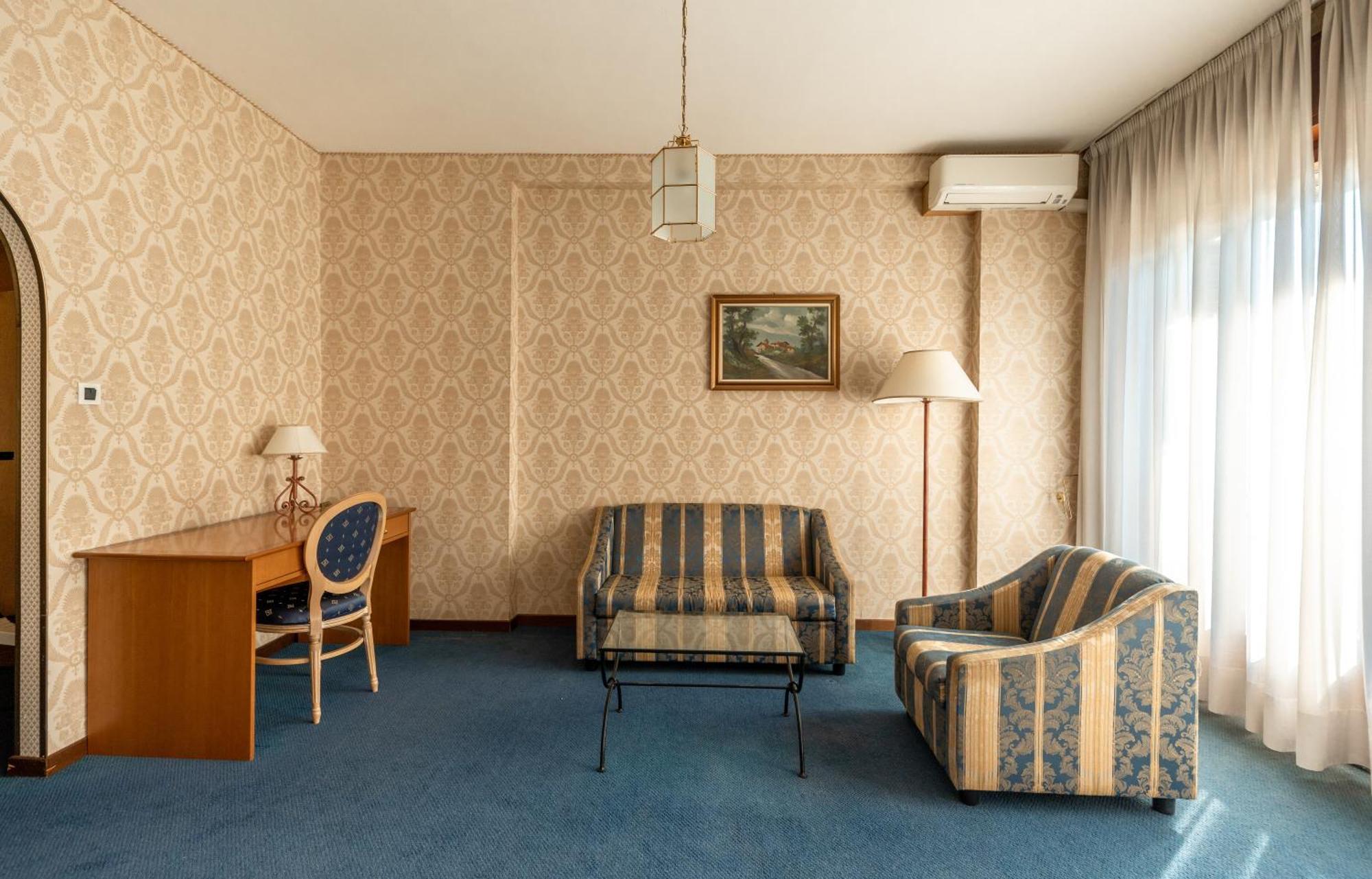 Hotel Grand Torino Abano Terme Esterno foto